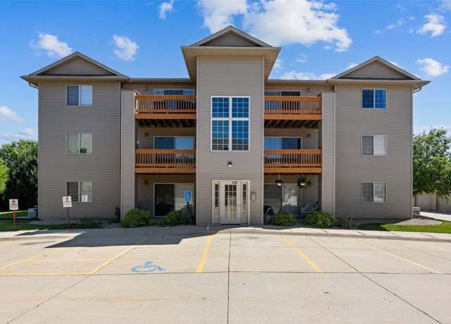 Property at 600 Colton Cir NE #6, Cedar Rapids, IA 52402, 2 beds, 1 bath