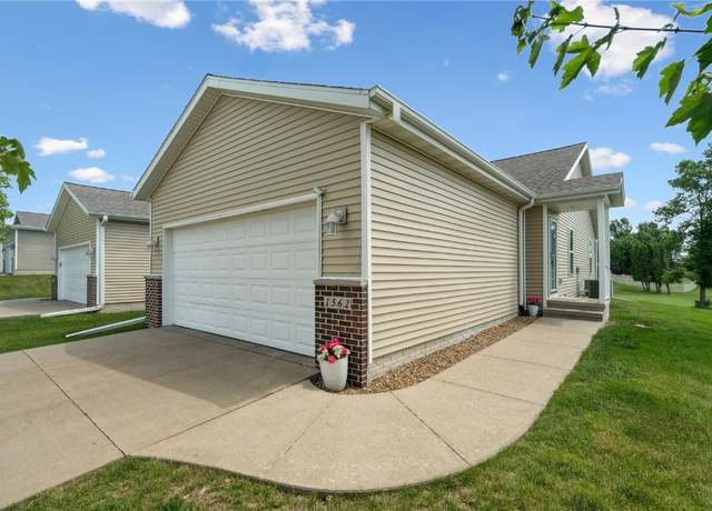 Property at 1562 Hunters Creek Way, Marion, IA 52302, 3 beds, 3 baths