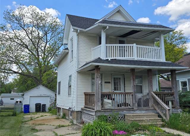 Property at 1019 17th St NE, Cedar Rapids, IA 52402, 3 beds, 1.5 baths