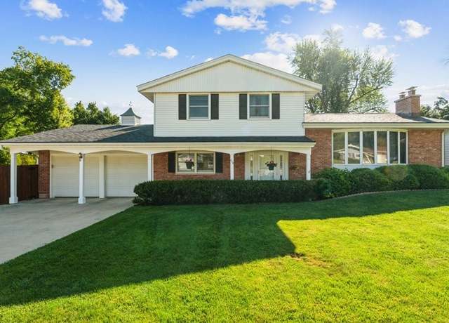 Property at 270 Tomahawk Trail Trl SE, Cedar Rapids, IA 52403, 3 beds, 3.5 baths