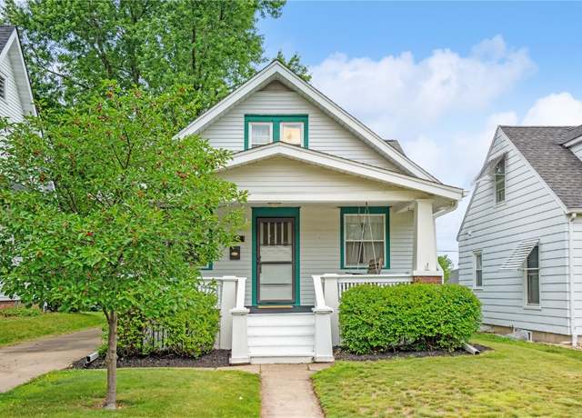 Property at 2334 D Ave NE, Cedar Rapids, IA 52402, 3 beds, 1.5 baths