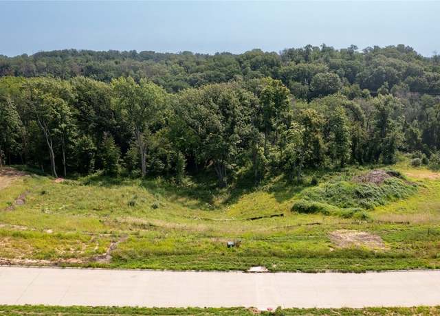Property at 5309 Seminole Valley Trl NE, Cedar Rapids, IA 52411