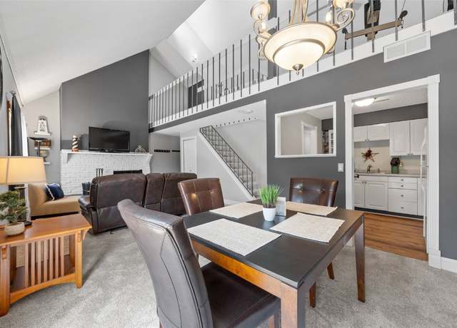 Property at 215 40th St DR Dr SE #301, Cedar Rapids, IA 52403, 2 beds, 2 baths