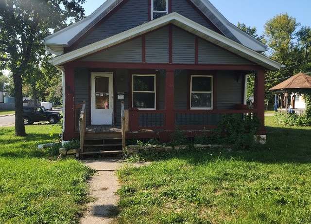 Property at 1901 Johnson Ave Ave NW, Cedar Rapids, IA 52405, 2 beds, 1 bath