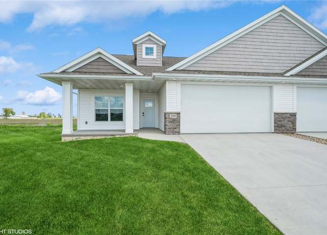 Property at 2559 Bluegrass St, Marion, IA 52302, 4 beds, 3 baths