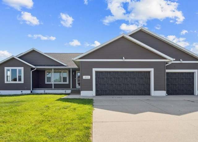 Property at 211 Wildcat Trl SW, Shellsburg, IA 52332, 4 beds, 3 baths