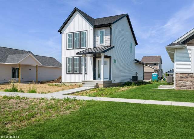 Property at 2734 Rookwood Ln, Marion, IA 52302, 2 beds, 2.5 baths