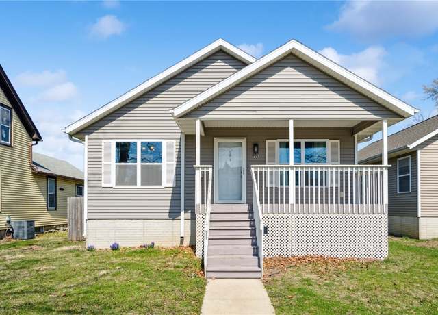 Property at 722 2nd Ave SW, Cedar Rapids, IA 52404, 4 beds, 3 baths