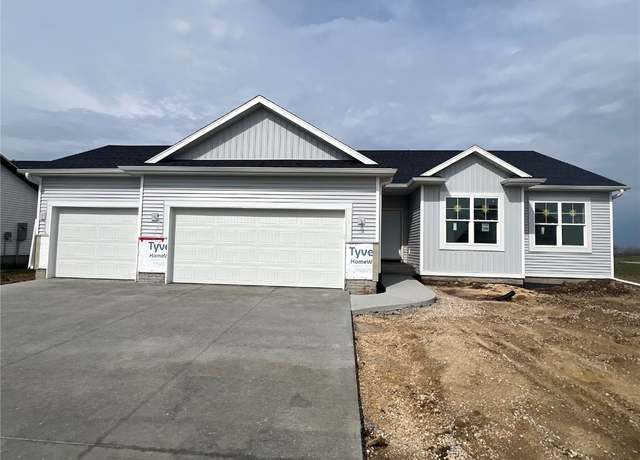 Property at 7006 Colpepper Dr SW, Cedar Rapids, IA 52404, 3 beds, 2 baths