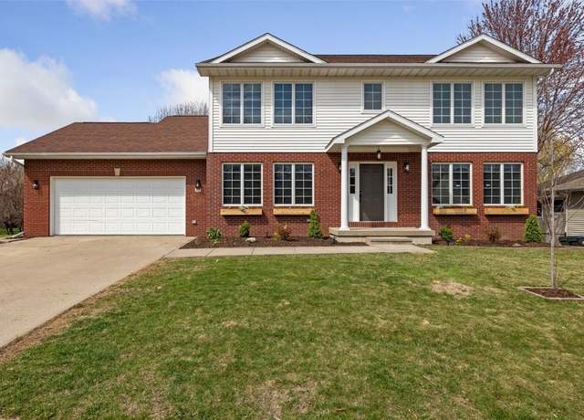 Property at 31 Donegal Place Pl, Iowa City, IA 52246, 4 beds, 3.5 baths