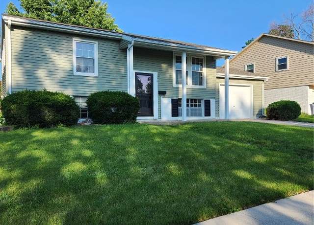 Property at 339 Fleetwood Rd SW, Cedar Rapids, IA 52404, 2 beds, 1 bath