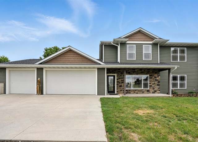 Property at 1102 South St, Urbana, IA 52345, 3 beds, 2.5 baths