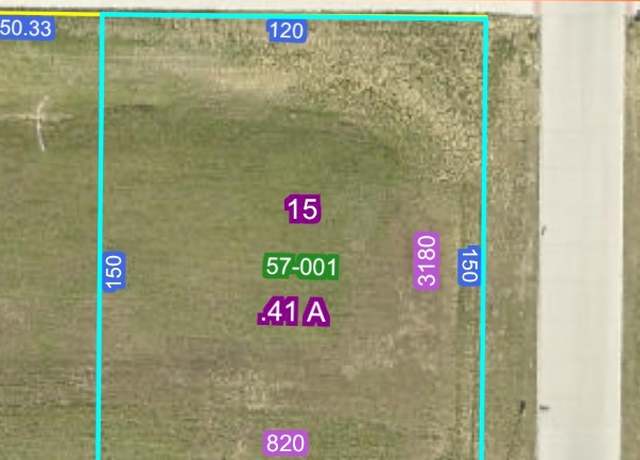 Property at 820 Hampshire Cir, Marion, IA 52302