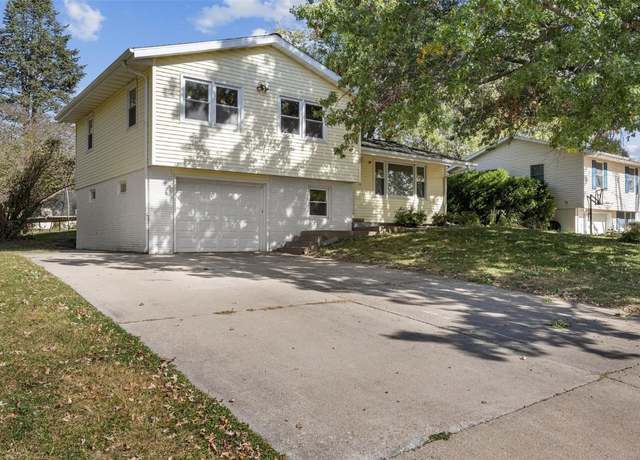 Property at 108 Parkview Ct, Tipton, IA 52772, 3 beds, 1.5 baths