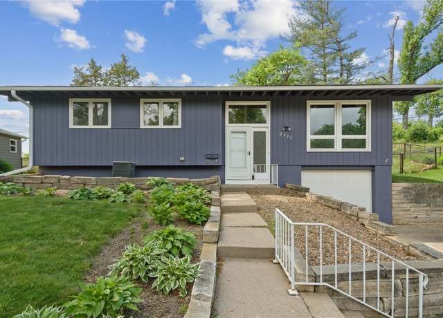 Property at 2333 Aspen Ln NE, Cedar Rapids, IA 52402, 3 beds, 1.5 baths