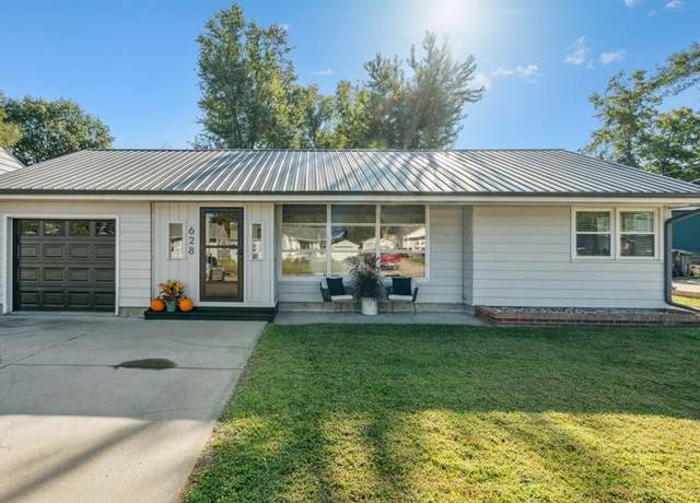 Property at 628 34th St SE, Cedar Rapids, IA 52403, 3 beds, 1 bath
