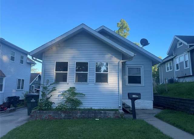 Property at 1107 A Ave NW, Cedar Rapids, IA 52405, 2 beds, 1 bath