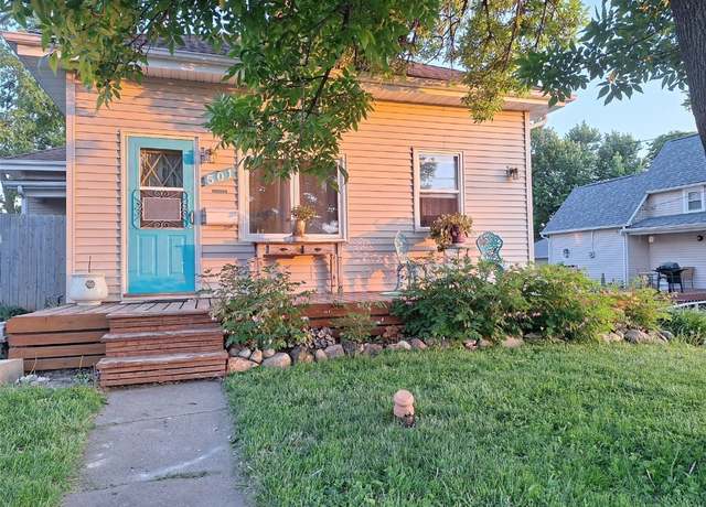 Property at 501 9th Ave, Marion, IA 52302, 2 beds, 1 bath