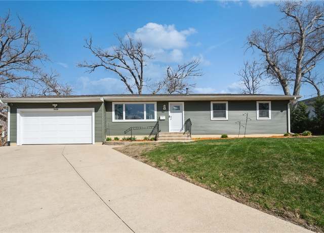 Property at 3608 Terrace Hill Dr NE, Cedar Rapids, IA 52402, 4 beds, 2.5 baths
