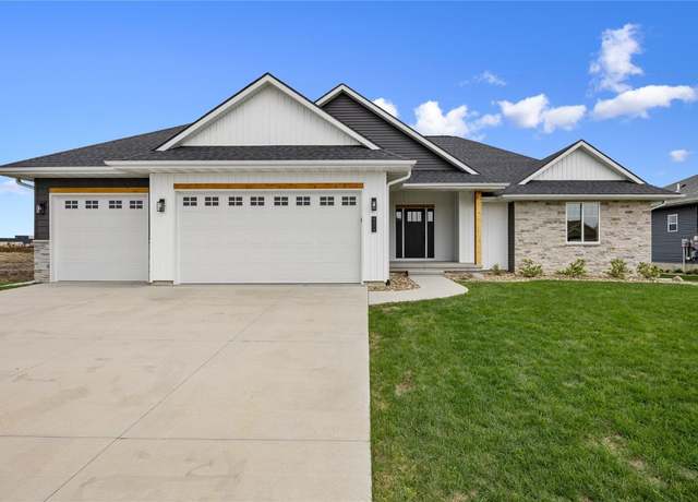 Property at 4274 Hastings Dr, Marion, IA 52302, 4 beds, 3 baths