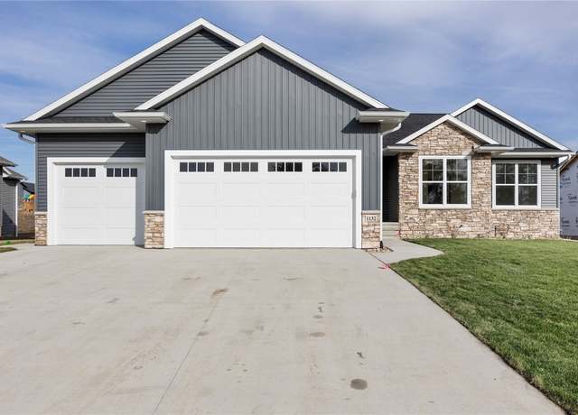 Property at 1132 Stable Ridge Dr, Marion, IA 52302, 5 beds, 3 baths