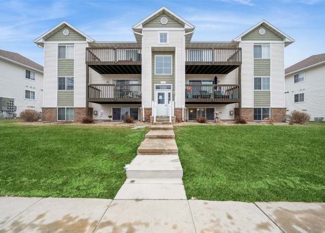 Property at 6500 Creekside Dr NE #3, Cedar Rapids, IA 52402, 2 beds, 1 bath