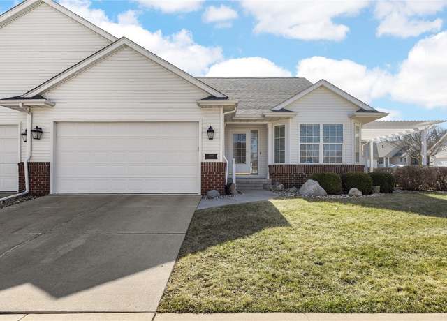 Property at 3900 Willowleaf St NE, Cedar Rapids, IA 52411, 3 beds, 2.5 baths