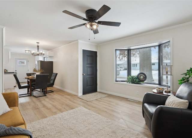 Property at 1106 Regent St NE, Cedar Rapids, IA 52402, 3 beds, 1 bath