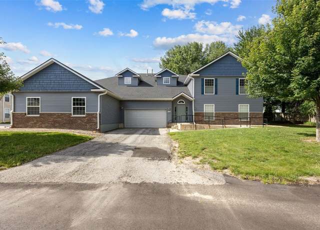 Property at 4725 Westchester Dr Dr NE Unit C, Cedar Rapids, IA 52402, 3 beds, 2 baths