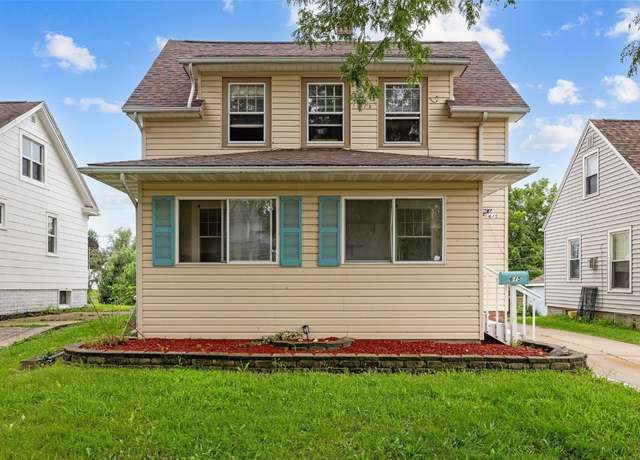 Property at 615 34th St NE, Cedar Rapids, IA 52402, 3 beds, 1.5 baths