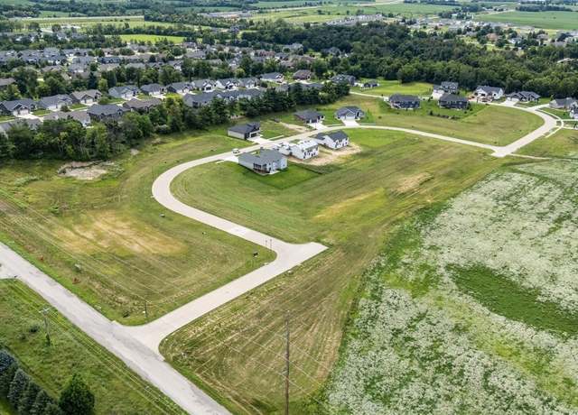 Property at 3674 Mclain Way, Hiawatha, IA 52233