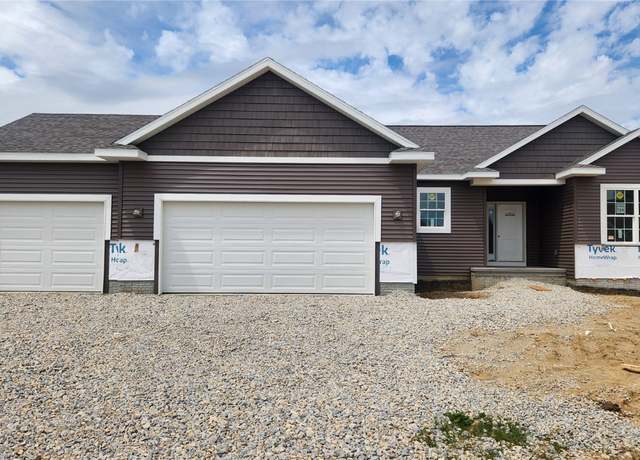 Property at 750 Hampshire Dr, Marion, IA 52302, 4 beds, 3 baths