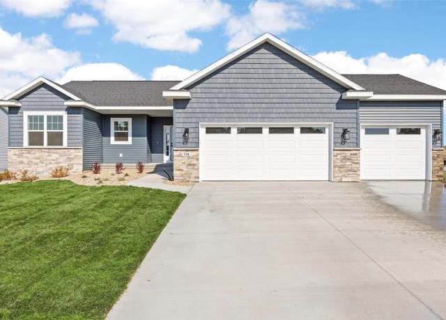 Property at 318 Mccarran Ave NE, Cedar Rapids, IA 52402, 3 beds, 2 baths