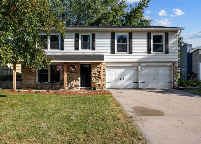 Property at 390 Crandall Dr NE, Cedar Rapids, IA 52402, 3 beds, 1.5 baths