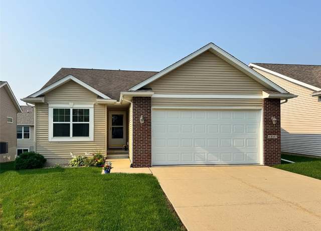 Property at 6807 Waterview Dr SW, Cedar Rapids, IA 52404, 2 beds, 3 baths