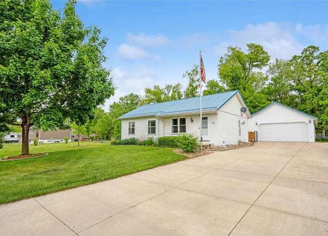 Property at 120 Circle Dr, Springville, IA 52336, 3 beds, 2 baths