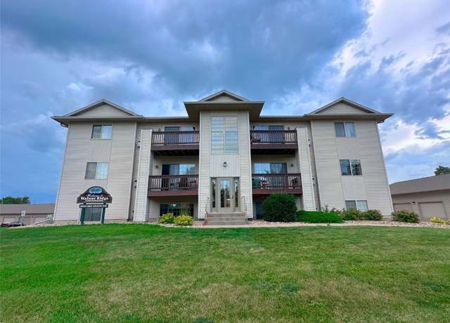 Property at 3060 Wilson Ave, Cedar Rapids, IA 52404, 2 beds, 1 bath