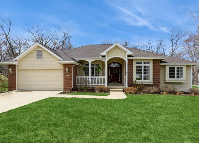 Property at 3409 Riverbend Dr NE, Cedar Rapids, IA 52411, 5 beds, 3 baths
