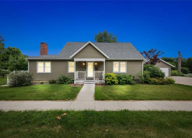 Property at 115 3rd St NE, Mt Vernon, IA 52314, 4 beds, 2 baths