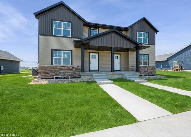 Property at 2398 Bluegrass St, Marion, IA 52302, 3 beds, 3.5 baths