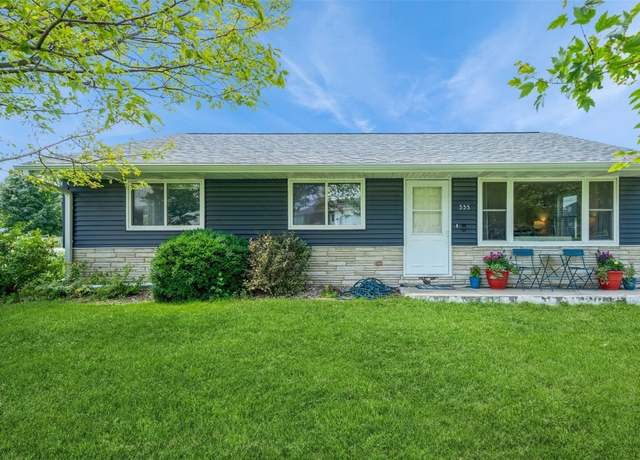 Property at 335 B Ave, Atkins, IA 52206, 3 beds, 1 bath