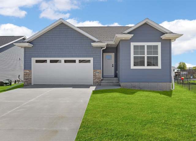 Property at 8908 Norway Dr NE, Cedar Rapids, IA 52402, 3 beds, 2 baths