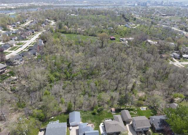Property at O Ave NW, Cedar Rapids, IA 52405