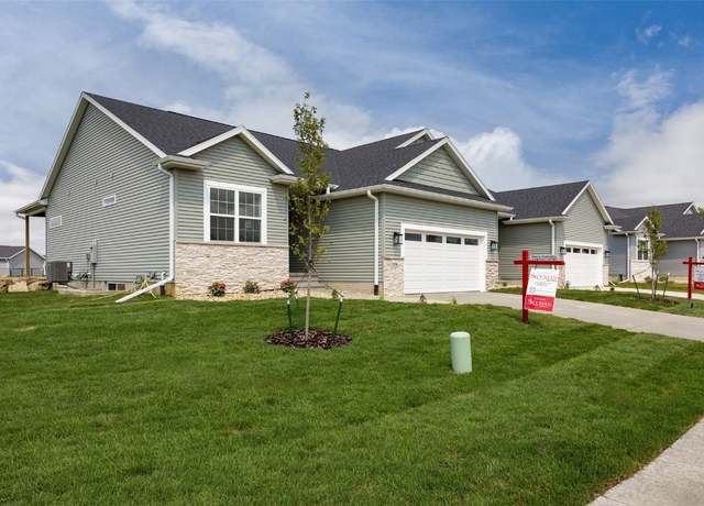 Property at 1930 Bowstring Dr, Marion, IA 52302, 2 beds, 2 baths