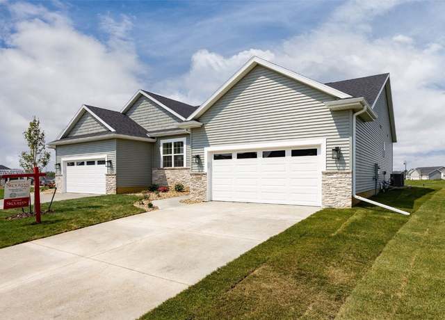 Property at 1932 Bowstring Dr, Marion, IA 52302, 2 beds, 2 baths