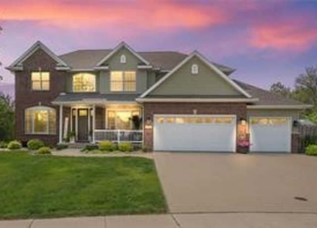 Property at 1605 Timber Ct Ct SE, Cedar Rapids, IA 52403, 4 beds, 4.5 baths