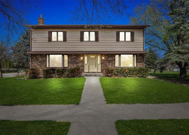 Property at 802 Sandusky Dr Dr, Iowa City, IA 52240, 4 beds, 3 baths