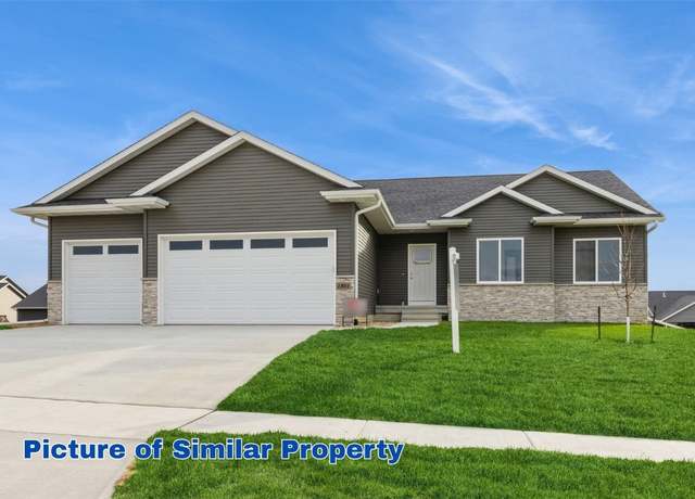 Property at 1789 Glen Rock Dr, Marion, IA 52302, 3 beds, 2 baths