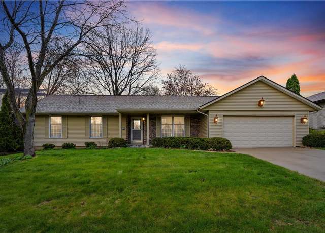 Property at 7006 Candlewick Dr NE, Cedar Rapids, IA 52402, 3 beds, 2.5 baths