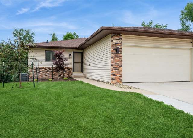 Property at 1579 Matterhorn Dr. Dr NE, Cedar Rapids, IA 52402, 3 beds, 3 baths